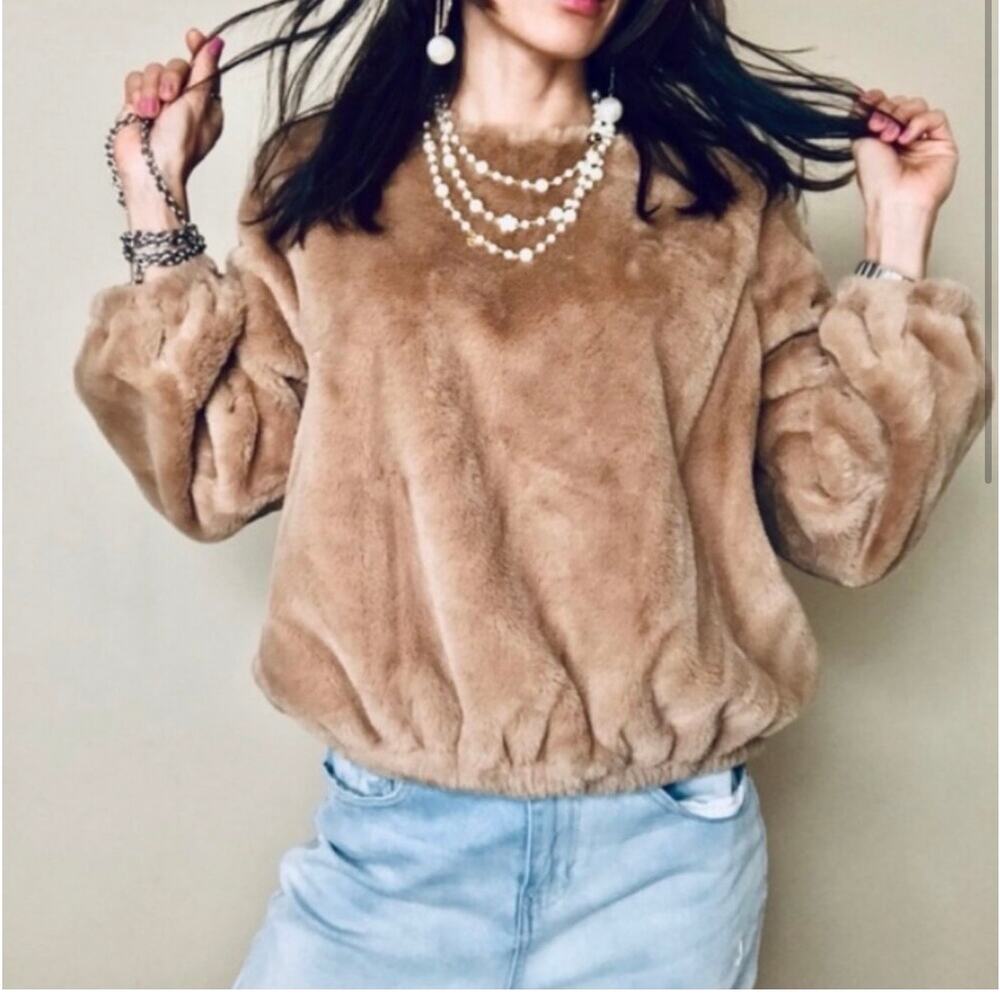 Philosophy Faux Fur Pullover Sweatshirt Tan Beige Size L NWOT Cozy Soft